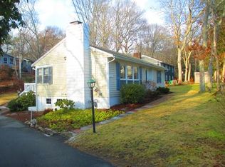 587 Shootflying Hill Rd, Centerville, MA 02632