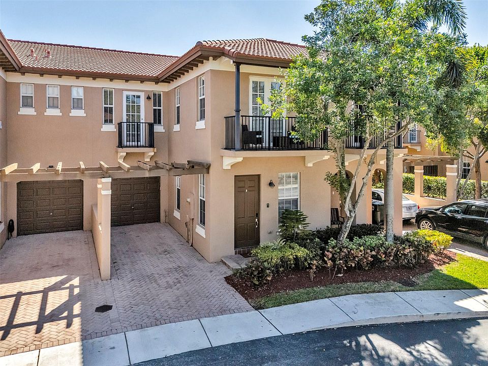 1st image of 6966 Julia Gardens Drive