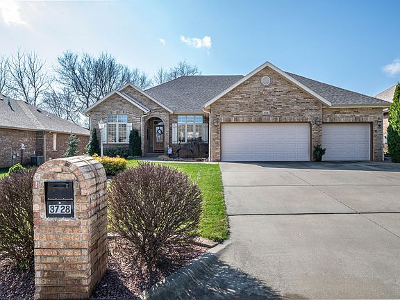 4th image of 3728 W Broadmoor Street