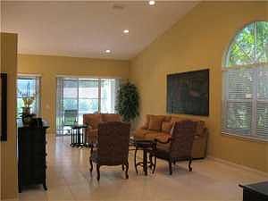 4th image of 4557 Carlton Golf Dr