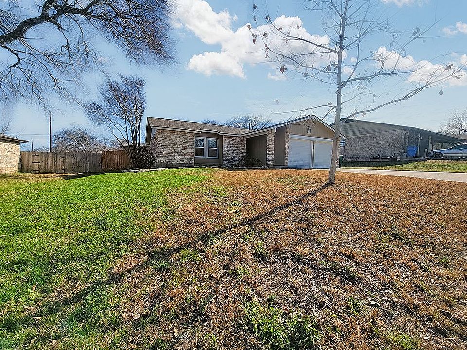 1st image of 404 Greenway Dr