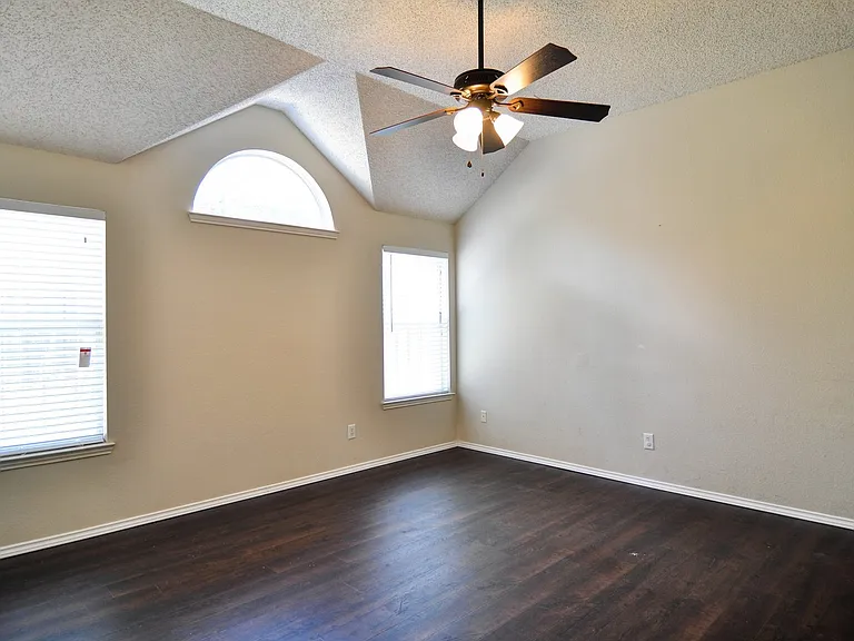 3960 Bexhill Dr — Photo 19