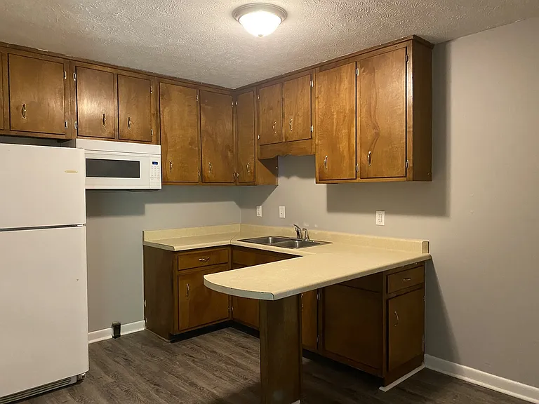 812 Bradley St #B — Photo 4