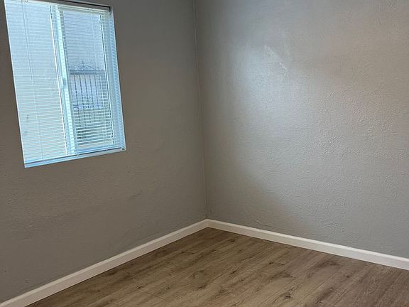 5th image of 8013 S Hoover St #1/4