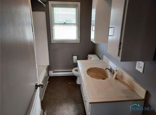 172 N Main St, Ottawa, OH 45875