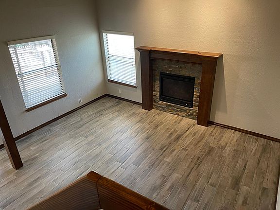 4th image of 3708 Summer Cloud Dr