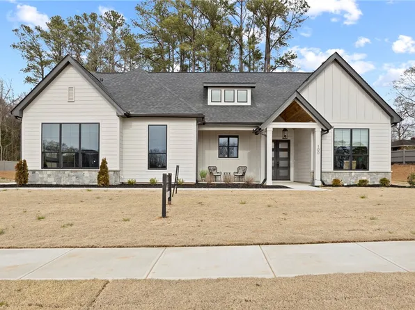 100 Castleford Dr, Clemson, SC 29631