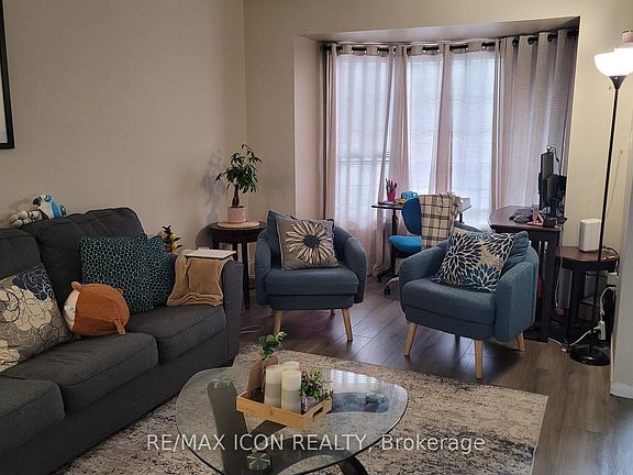 4th image of 50 Chapman Ct Unit 7