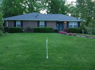 9112 Stonecrest Dr, Louisville, KY 40272