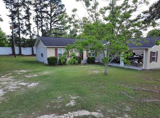 24 S Carolina Rd, Eastman, GA 31023