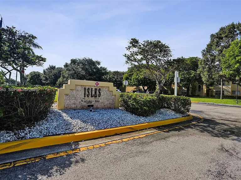 12760 Vista Isles Dr #721 — Photo 37