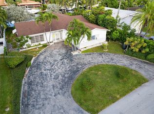 1925 NE 119th Rd, North Miami, FL 33181