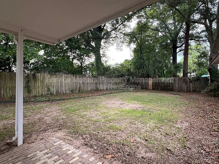 3543 Bayou Blvd — Photo 40