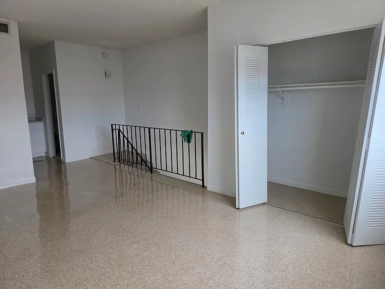 1250 Westland Apartments — Photo 33