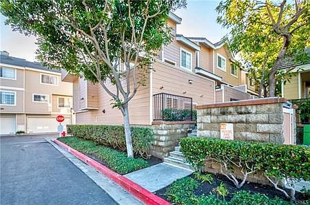 3rd image of 2800 Plaza Del Amo Unit 203