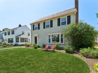 3320 Avalon Rd, Shaker Heights, OH 44120