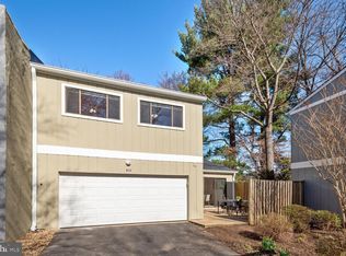 11316 Links Ct, Reston, VA 20190