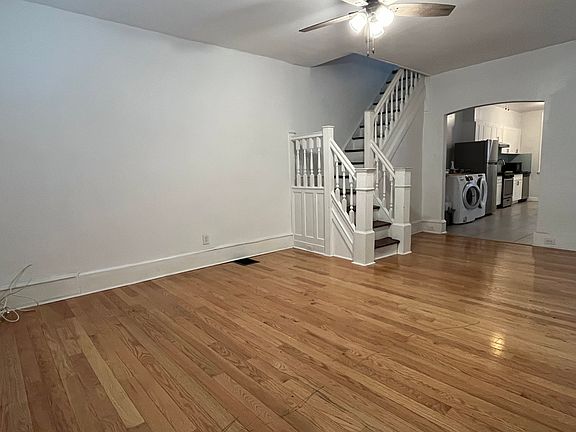 4th image of 4821 Ridge Ave