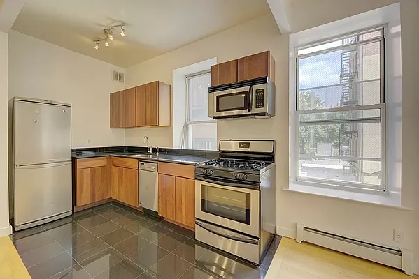 Rented by REAL New York | media 8