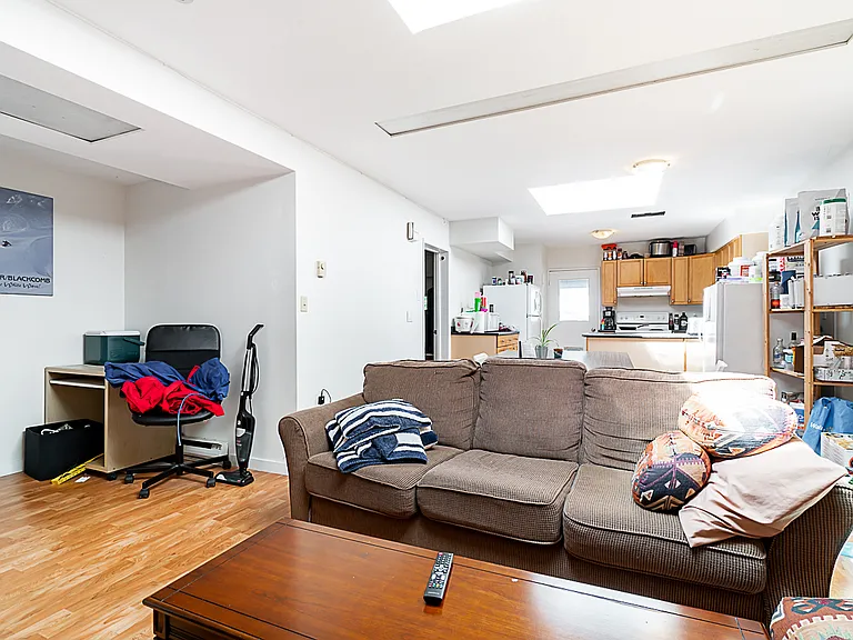 4359 Main St #1 — Photo 6