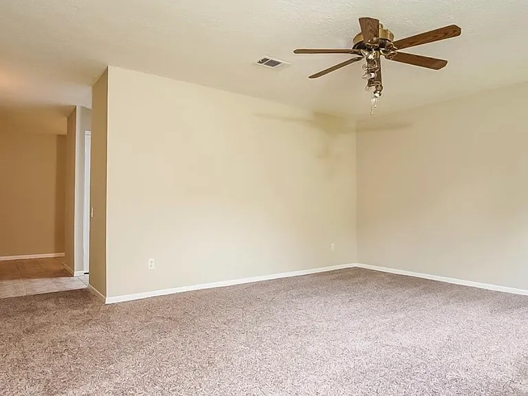 10650 Bexley Dr — Photo 4