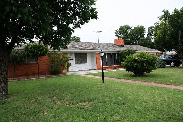 1st image of 1209 Woodruff Ln