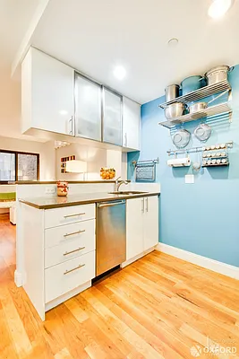 Rented by Oxford Property Group | media 10