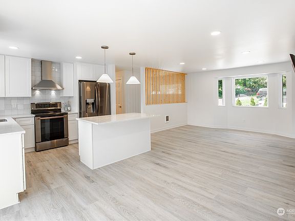 3rd image of 33616 55th Avenue S