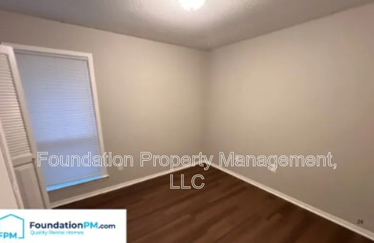 3949 Macon Rd #4 — Photo 12