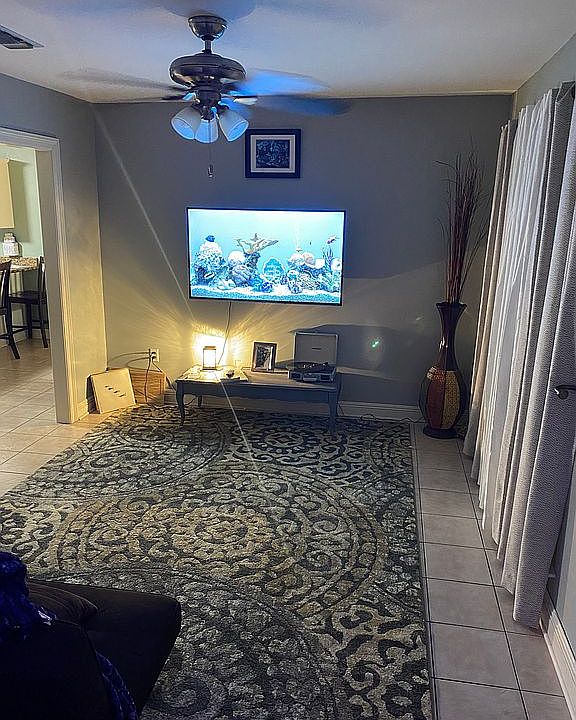 2nd image of 105 Hawthorne Dr