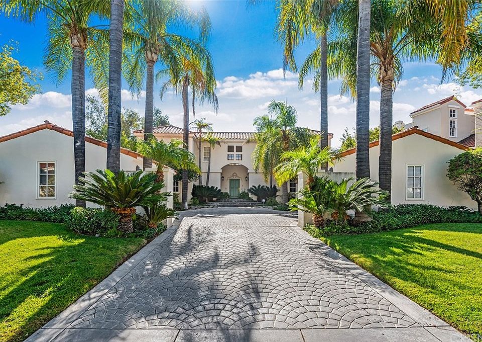 1st image of 24236 Park Granada