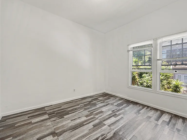 1619 Walnut St #C — Photo 25