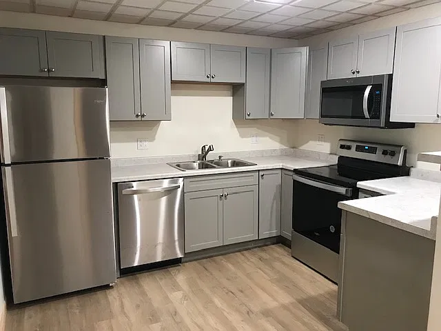 2 bed, 925 sqft, $1,390 — Photo 1