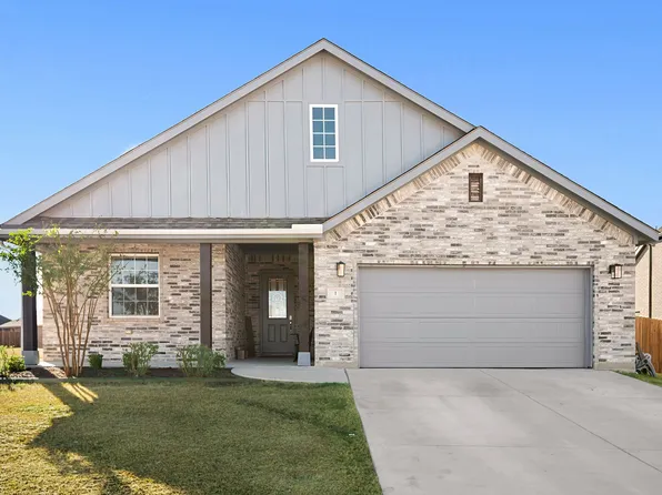 1 Covey Ln, Sanger, TX 76266