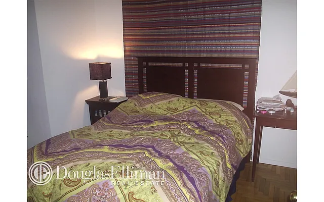 Rented by Douglas Elliman | media 16