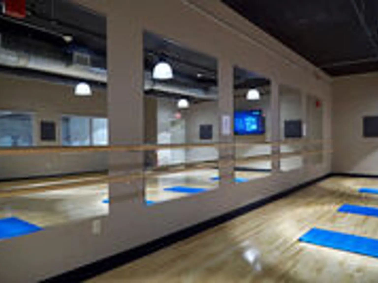 Spectra Boutique Apartments — Photo 4
