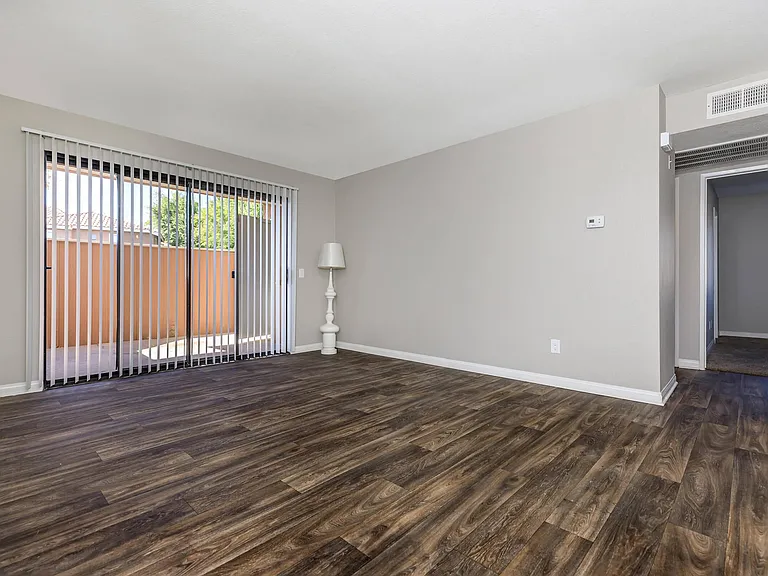 Smoketree Apartments — Photo 40