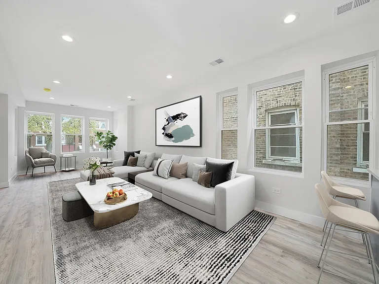 1628 S 50th Ave #3 — Photo 32