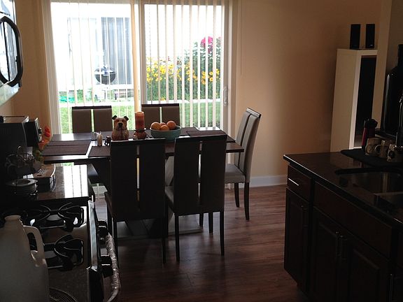 5th image of 677 Cleo Ct #86C