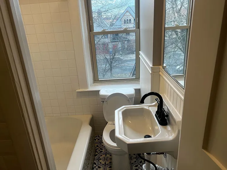 479 State Street — Photo 3