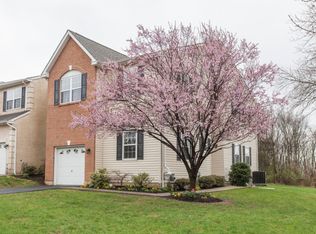 76 Stone Hill Dr, Pottstown, PA 19464