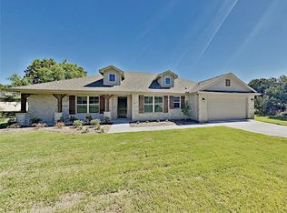 1008 W Apache Trl, Granbury, TX 76048