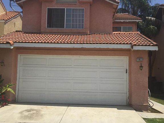 4th image of 11821 Aurora Ct