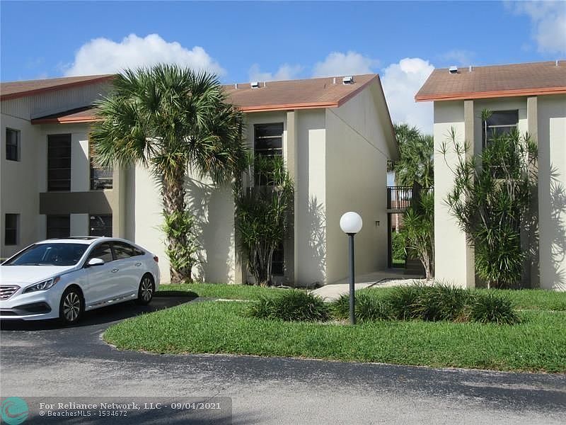 1st image of 5498 Courtyard Dr