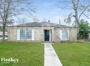 1 Midwood Cir, Conroe, TX 77301