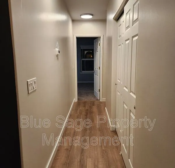 1965 Baker View Dr — Photo 15