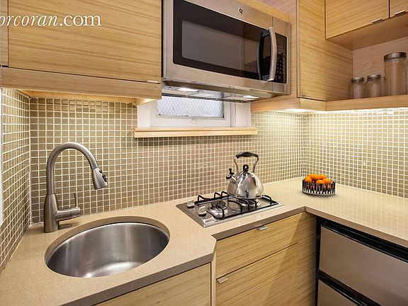 3rd image of 175 E 93rd St APT 4D