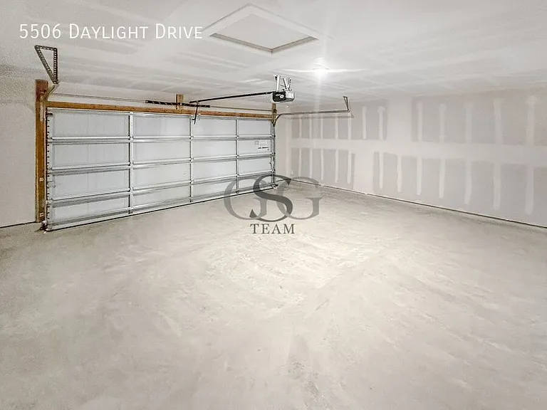 5506 Daylight Dr — Photo 24
