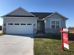 8907 Middlebury Ct NE, Cedar Rapids, IA 52402