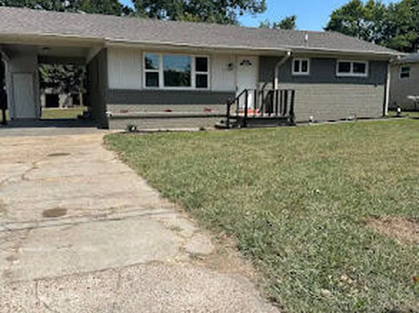 628 Weaver St, Lexington, TN 38351